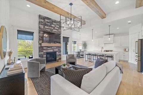 MLS: 2545955