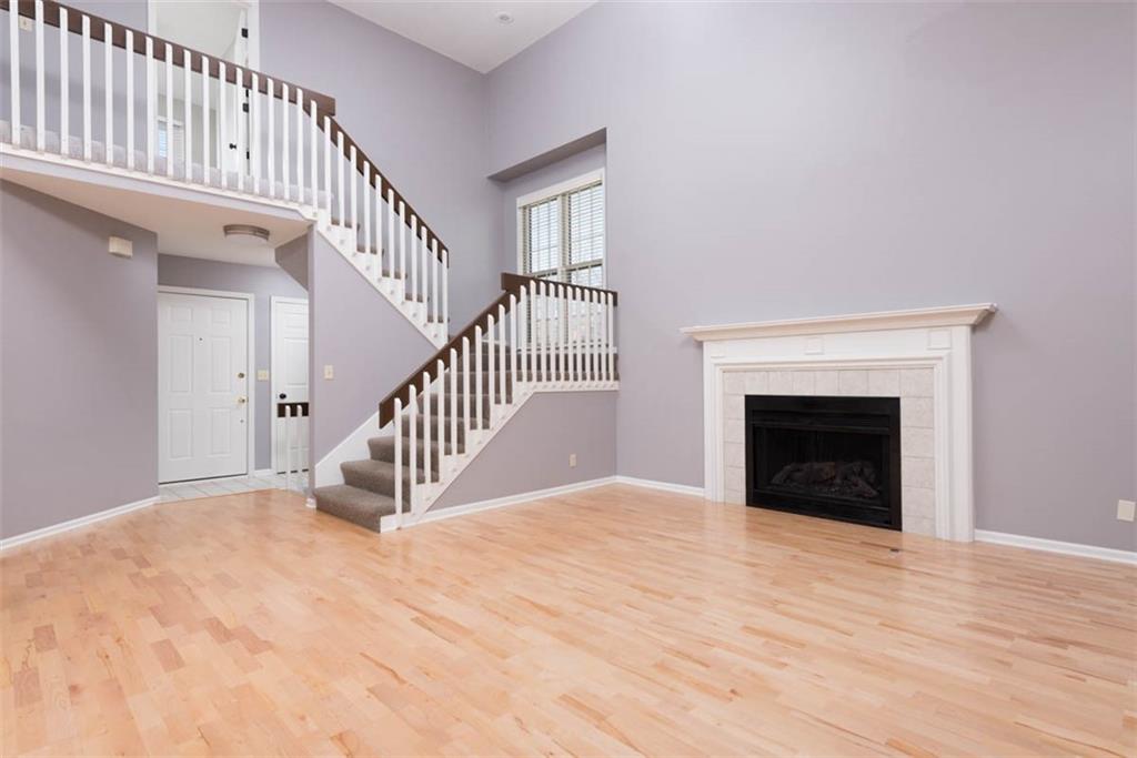 12019 England Street