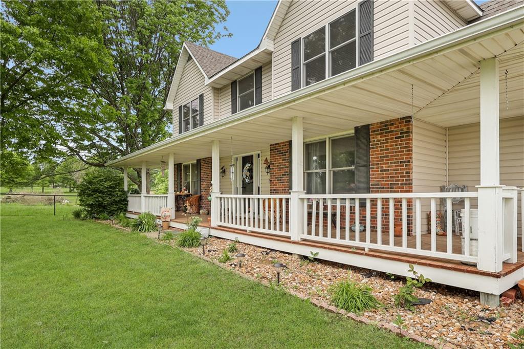 25002 E Twin Pines Drive