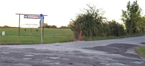 Photo of 30808 E County Line Road, Pleasant Hill, MO 64080 (MLS # 2643648)