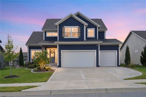 Photo of 1505 SW Arbormill Terrace, Lees Summit, MO 64082 (MLS # 2642304)