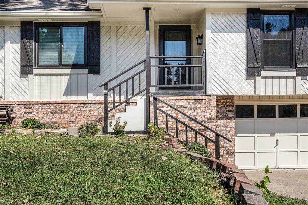 507 NE COUNTRY Lane