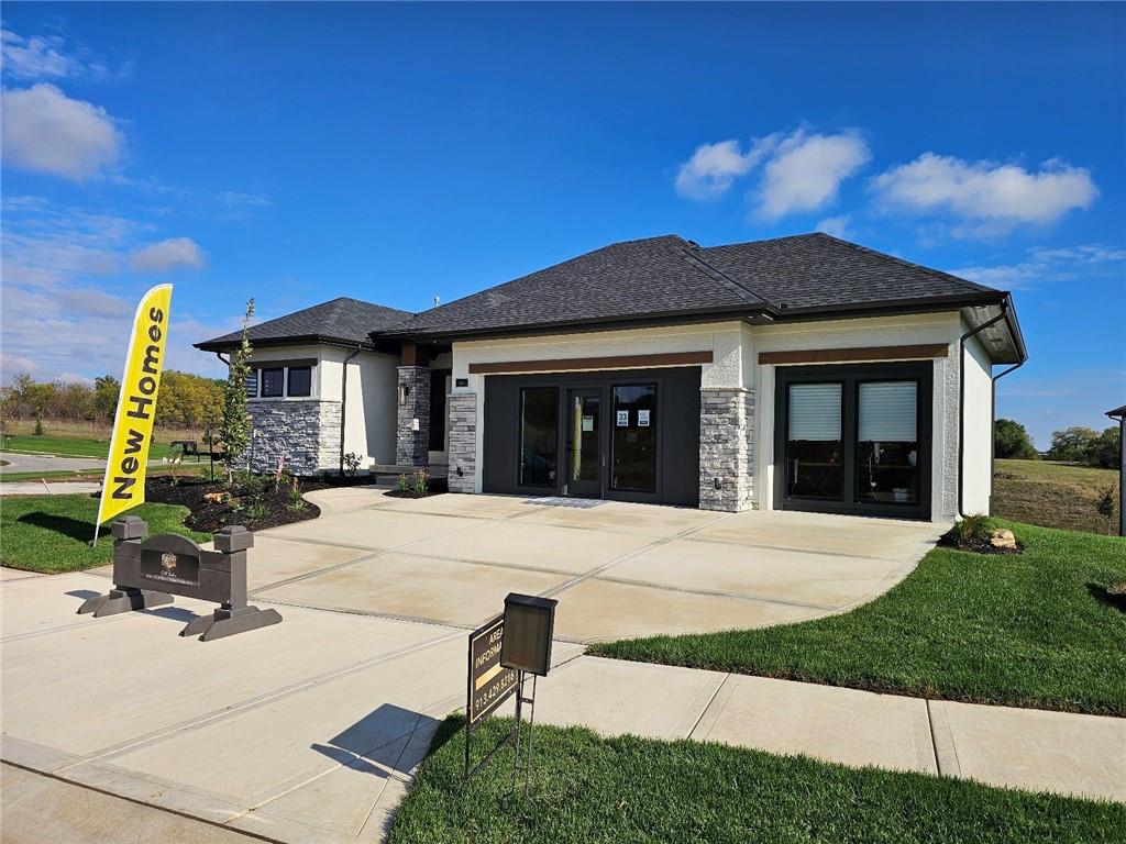 11209 S Sunray Street