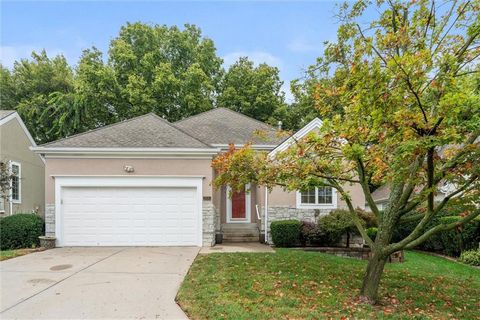 708 W 131st Place, Kansas City, MO 64145 - #: 2577305