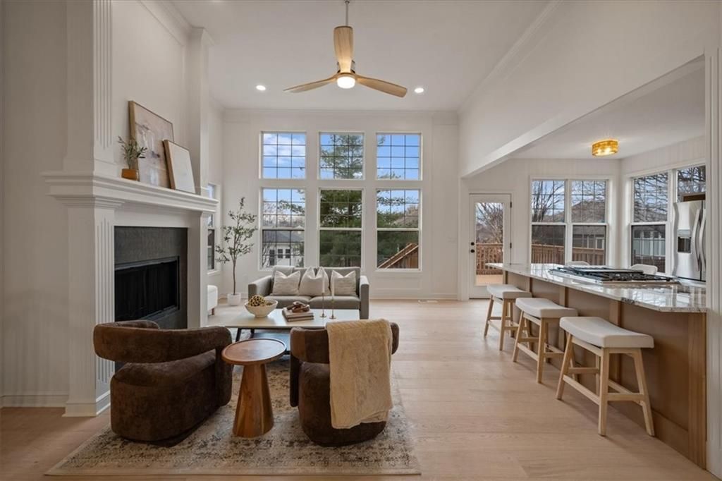 Photo of 7633 W 148th Terrace, Overland Park, KS 66223 (MLS # 2608331)