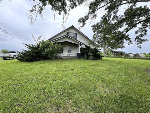 Photo of 19354 235th Street, Jameson, MO 64670 (MLS # 2618272)