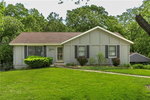 19005 Lowell Avenue, Stilwell, KS 66085 - MLS#: 2620338