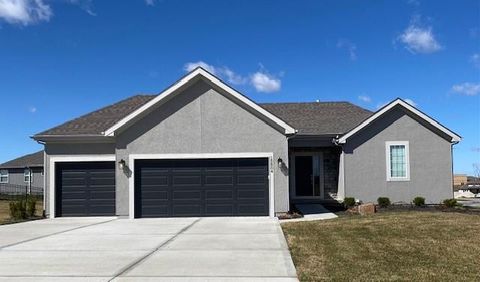18804 Redbud Lane Spring Hill KS 66083