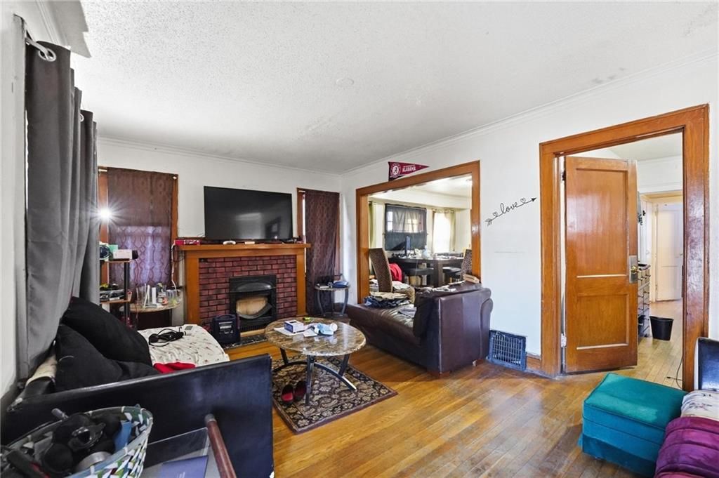 Photo of 5622 Olive Street, Kansas City, MO 64130 (MLS # 2608060)