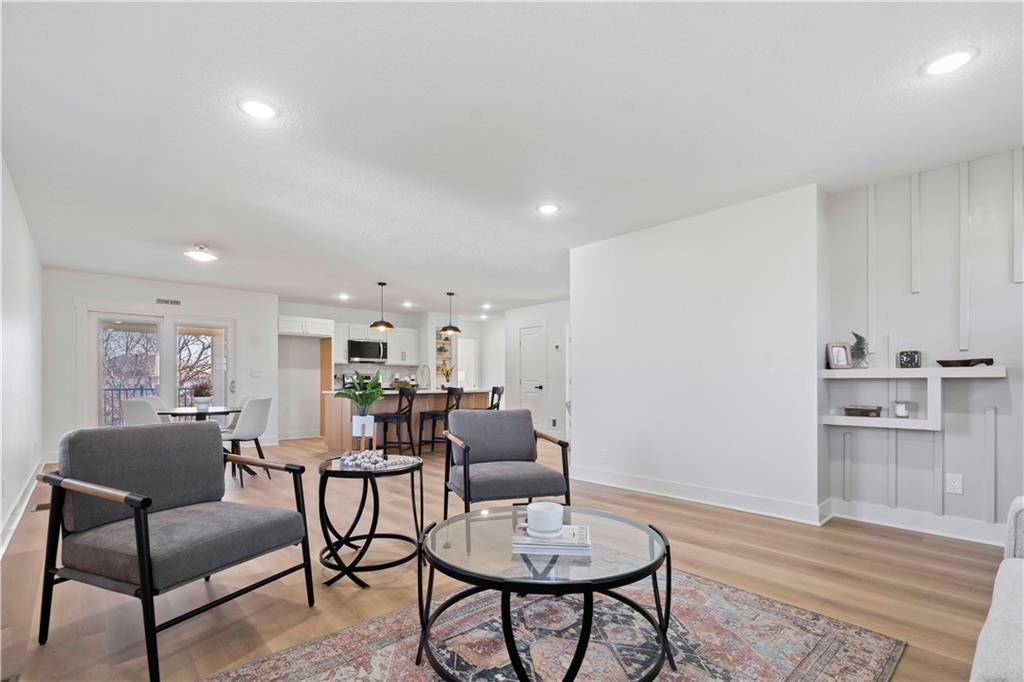 807 N Walnut Lane
