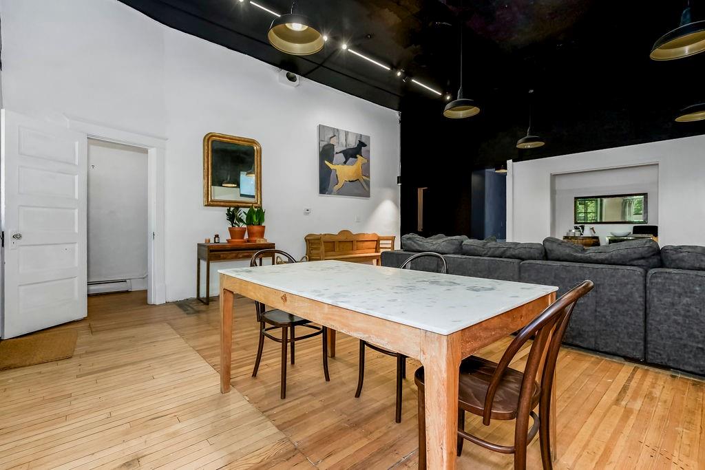 328 Monroe Avenue
