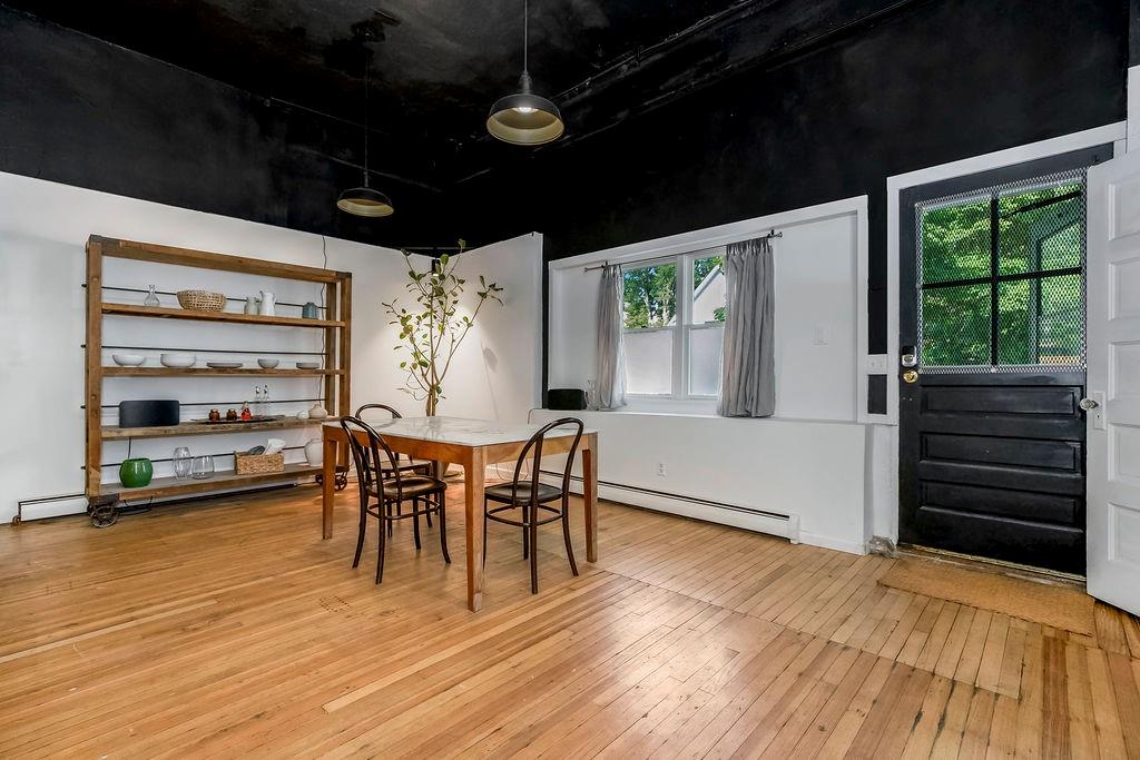 328 Monroe Avenue