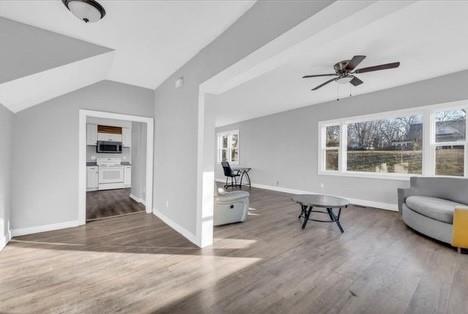 1036 Lafayette Avenue