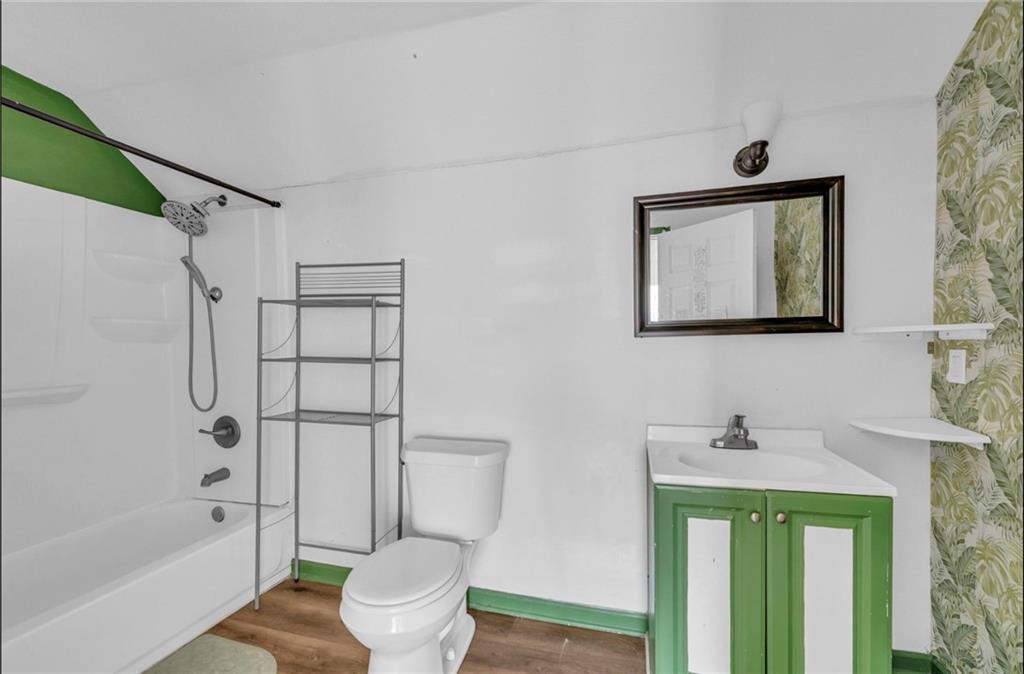 1036 Lafayette Avenue