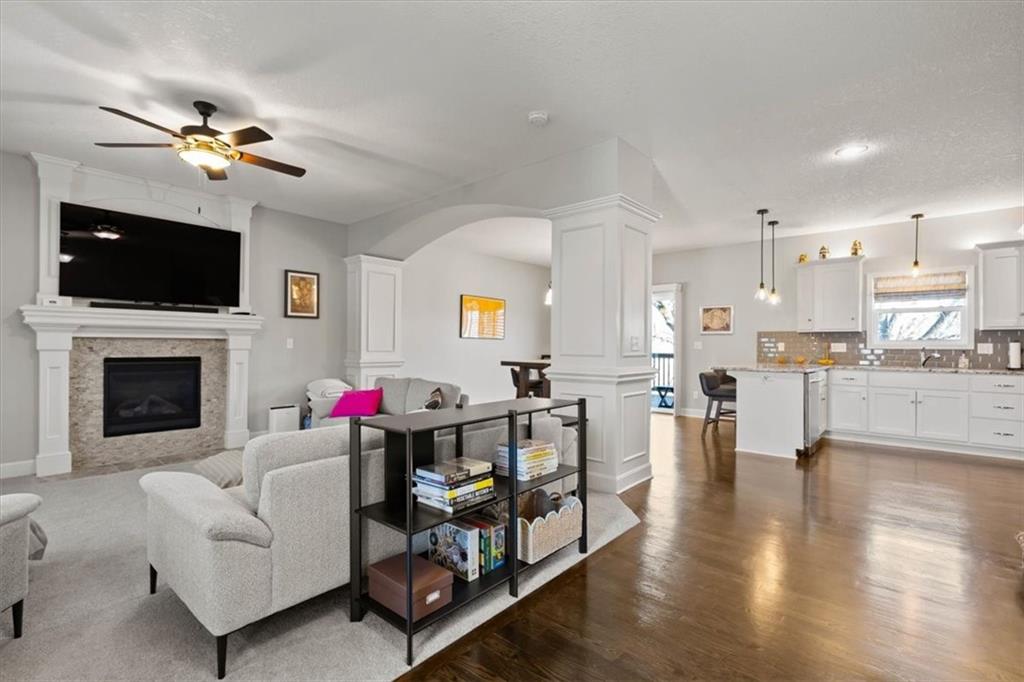 5037 NW Timberline Drive