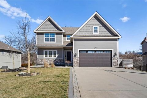 5037 NW Timberline Drive Riverside MO 64150