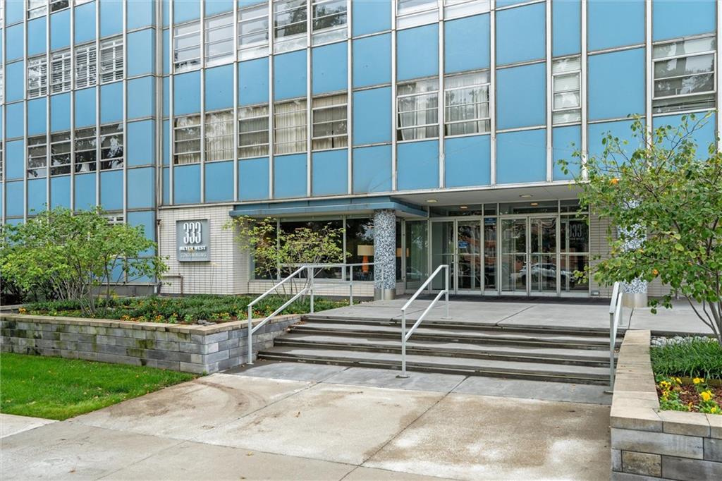 333 W Meyer Boulevard 1105