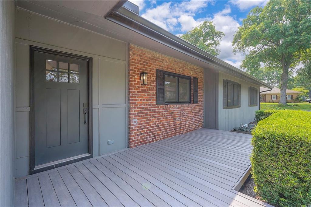 5001 Reinhardt Drive