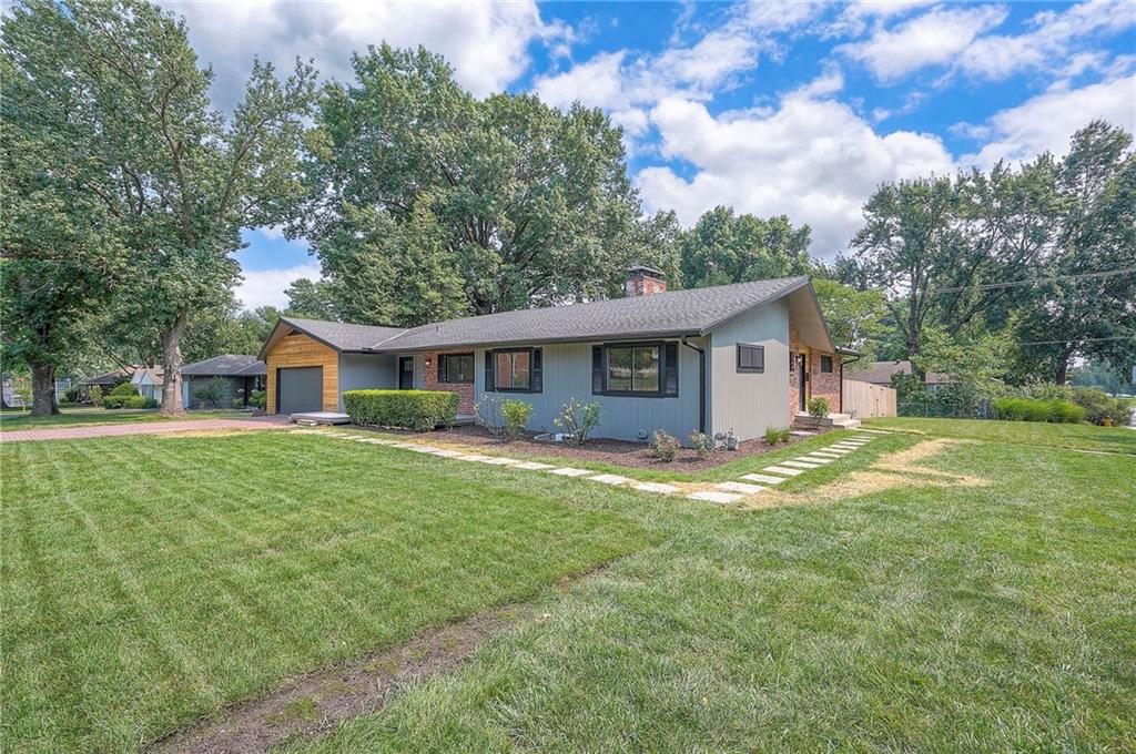 5001 Reinhardt Drive