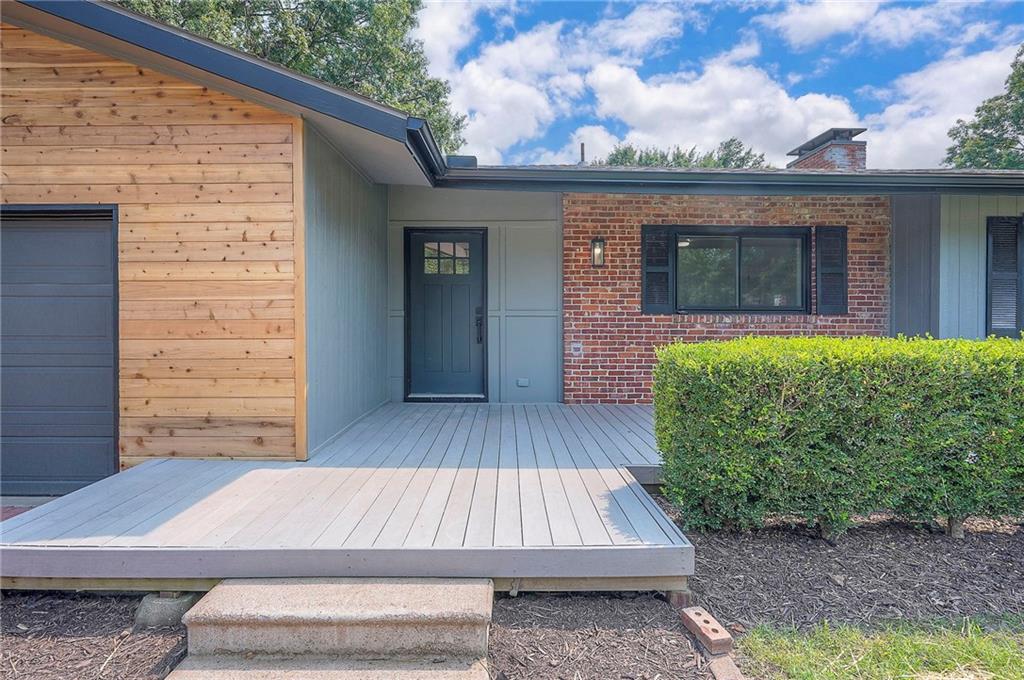 5001 Reinhardt Drive