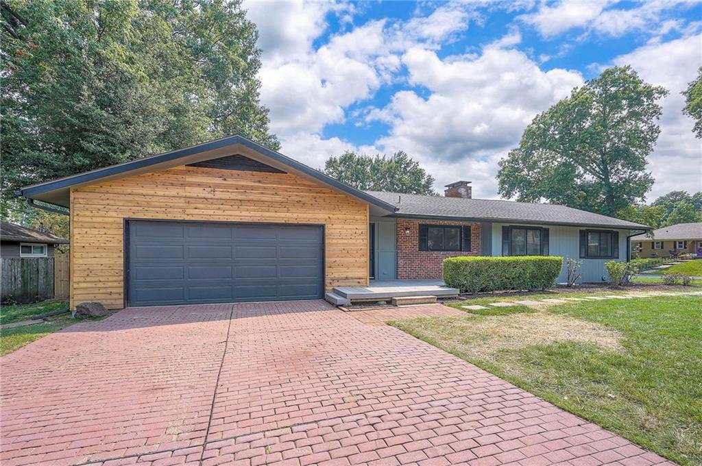 5001 Reinhardt Drive