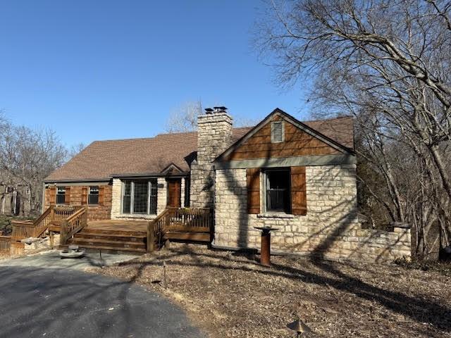 806 W Red Bridge Road