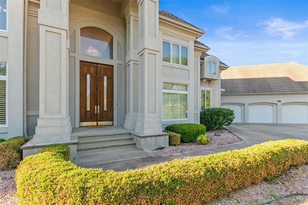 1601 NW Arrowhead Trail