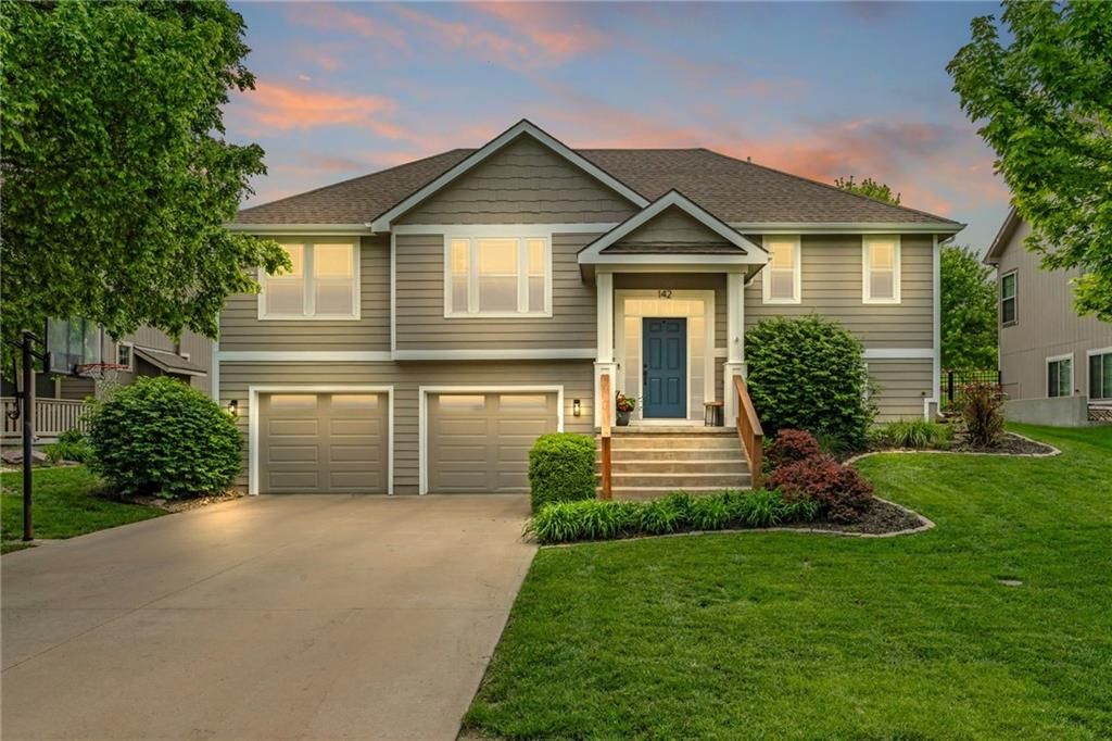 Photo of 142 Aspen Lane, Lawrence, KS 66049 (MLS # 2617845)