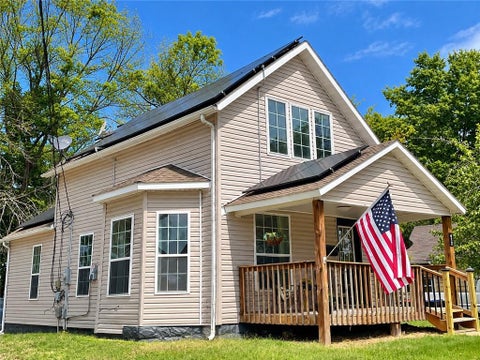 Photo of 412 N Washington Street, Warrensburg, MO 64093 (MLS # 2643276)