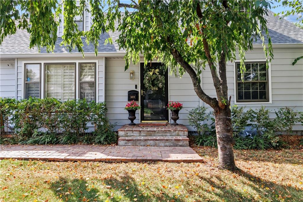 3409 W 71st Street