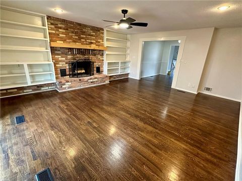 Tiny photo for 406 Melrose Street, Liberty, MO 64068 (MLS # 2594778)