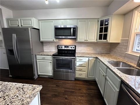 Tiny photo for 406 Melrose Street, Liberty, MO 64068 (MLS # 2594778)