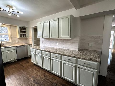 Tiny photo for 406 Melrose Street, Liberty, MO 64068 (MLS # 2594778)