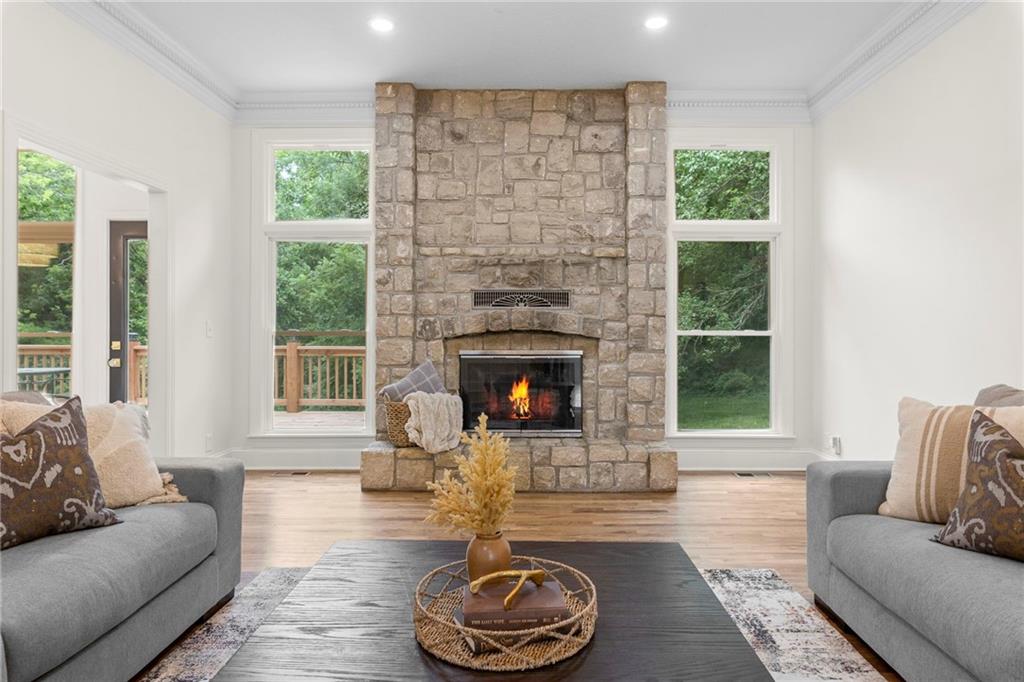 2723 N 101 Terrace