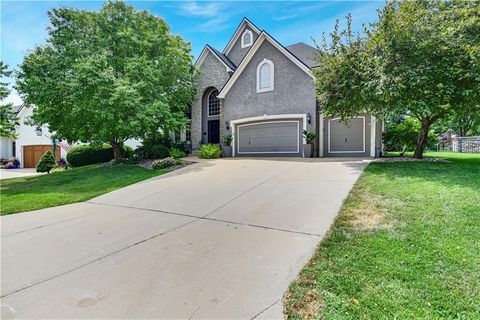 Photo of 11378 S Cook Street, Olathe, KS 66061 (MLS # 2583588) Photo of 11378 S Cook Street, Olathe, KS 66061 (MLS # 2583588)