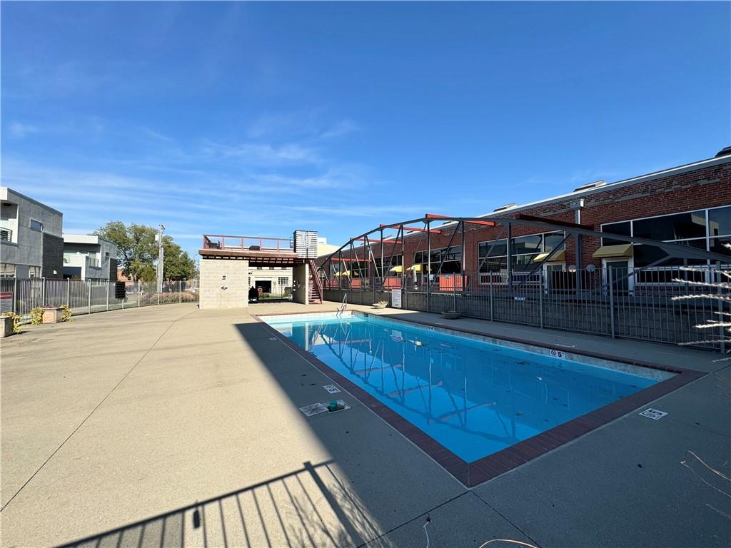 522 Locust Lane 302