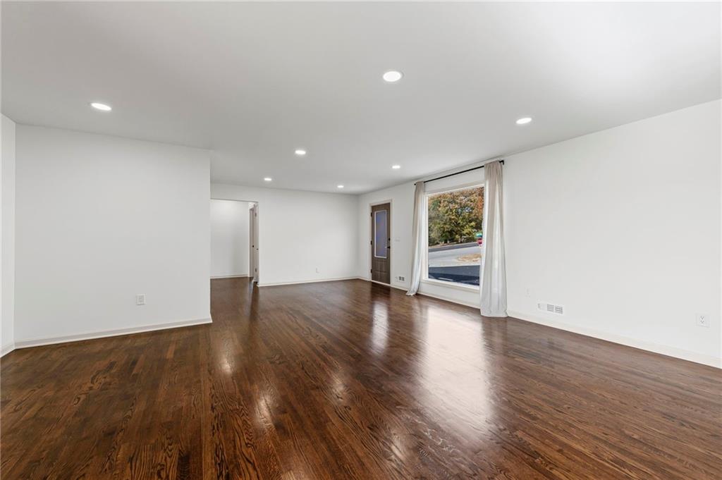 1309 W 100TH Terrace