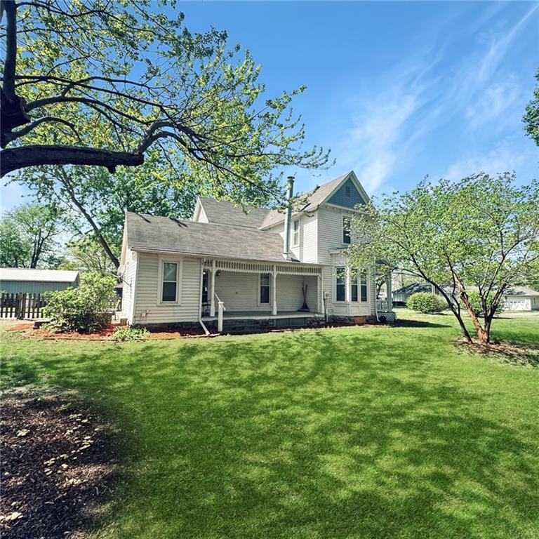 206 W Chestnut Street