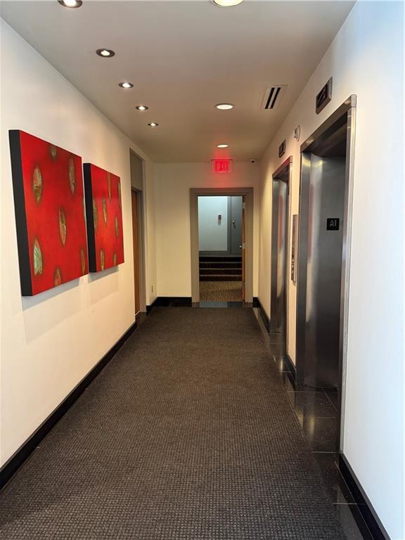 803 W 48th Street W 701