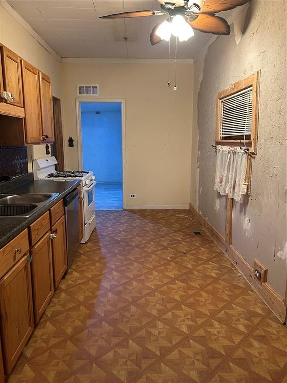 125 S Brookside Street