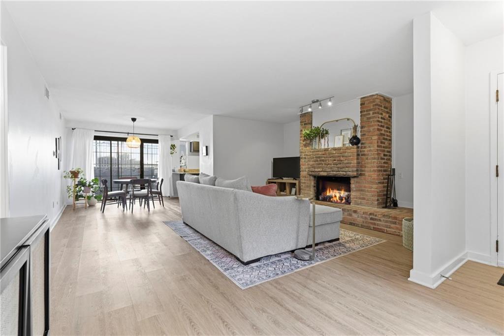 4056 Warwick Boulevard #7