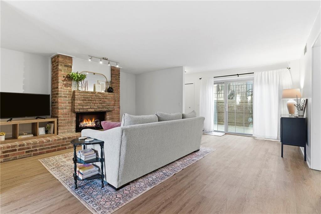 4056 Warwick Boulevard #7