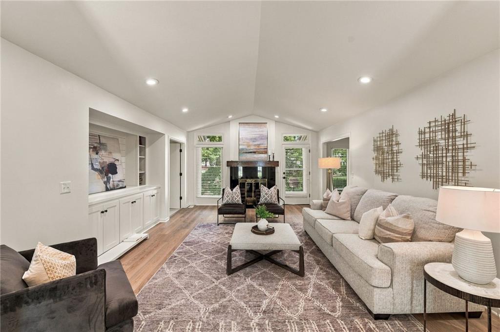 2012 W 123rd Terrace
