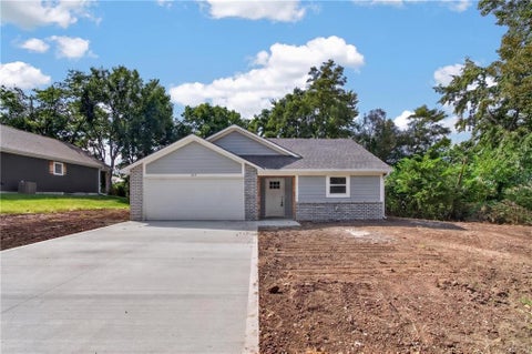 301 W 18th Street, Higginsville, MO 64037 - MLS#: 2641780