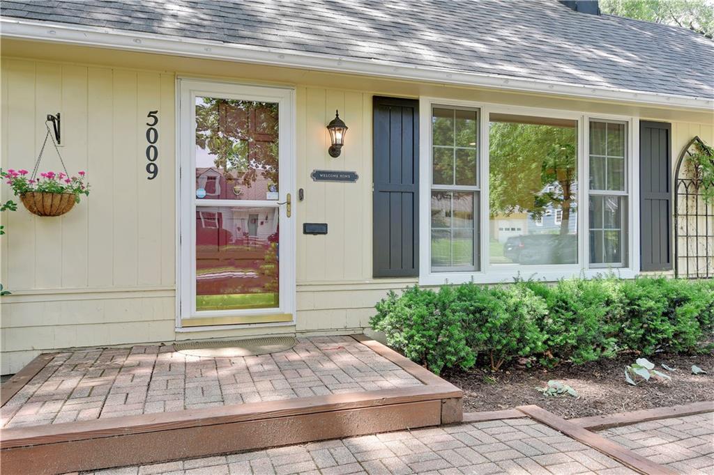5009 W 73rd Street