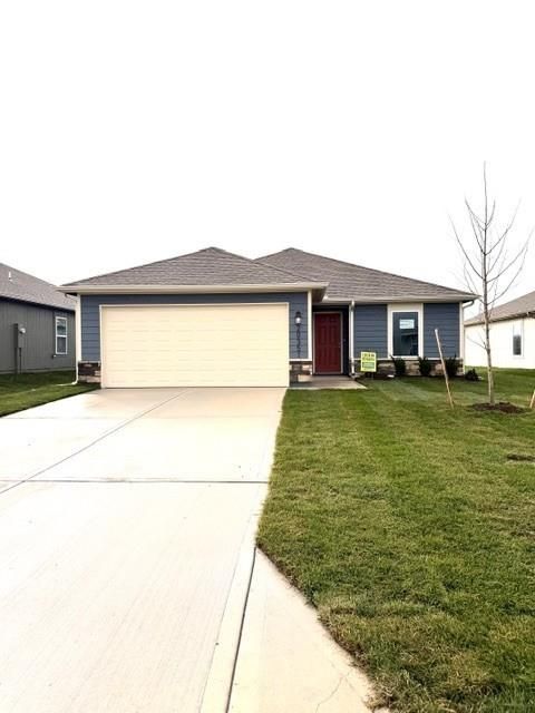 Photo of 20351 W 194th Terrace, Spring Hill, KS 66083 (MLS # 2584806)