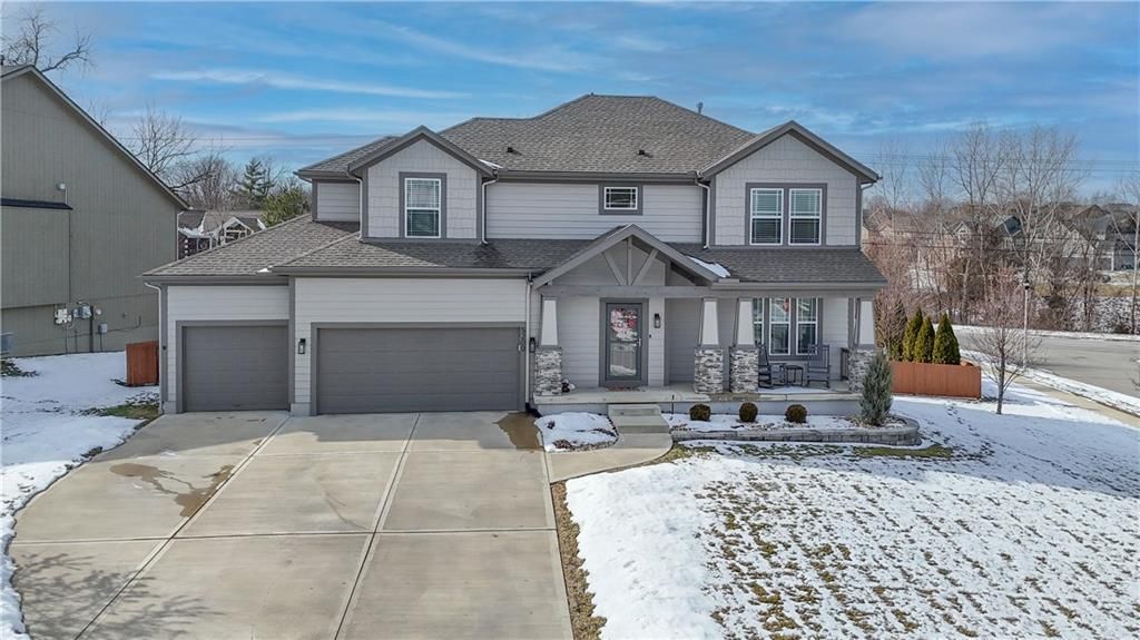 Photo of 5200 Meadowsweet Lane, Shawnee, KS 66226 (MLS # 2598630)