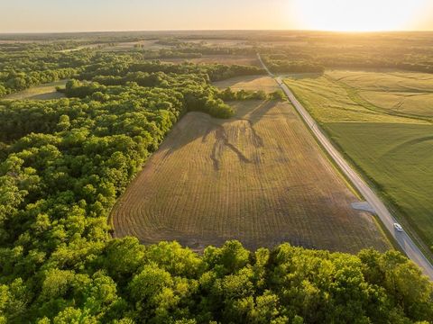 Tract C NE 23 Highway Knob Noster MO 65336