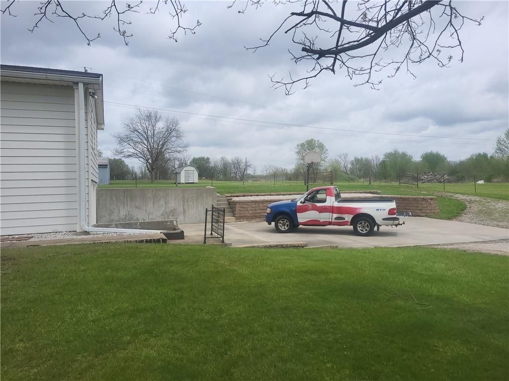 Photo of 15802 E 203 Street, Peculiar, MO 64078 (MLS # 2615000)