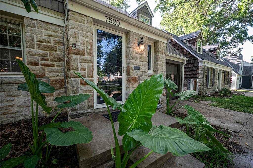 7520 Main Street